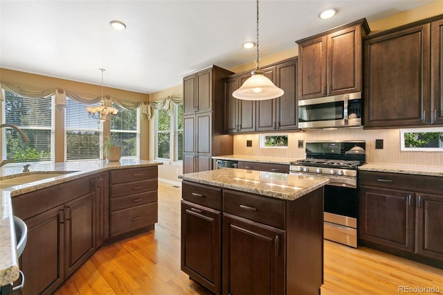 10239 Clovercrest Dr, Colorado Springs, CO 80920 - photo 18