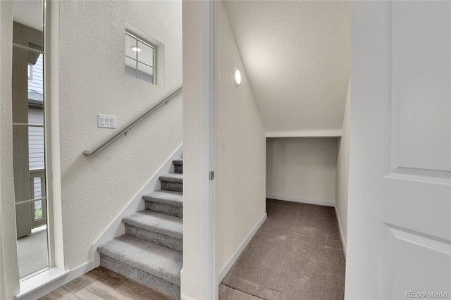 9307 Inca Dove Cir, Littleton, CO 80125 - stairway with a textured wall