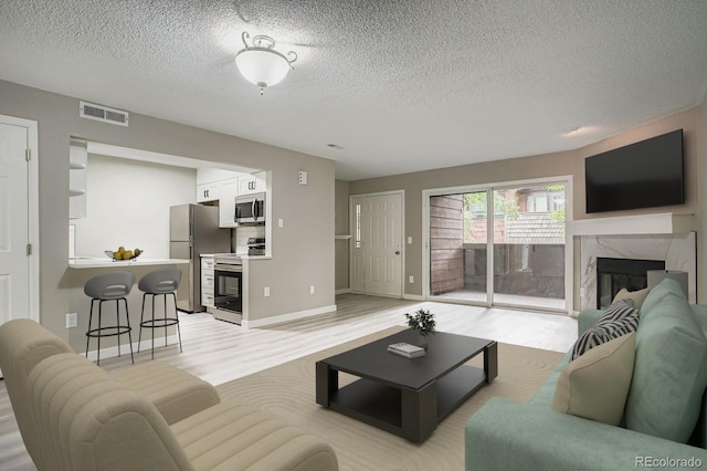 3050 W 32nd Ave Unit 102C, Denver, CO 80211 - photo 1
