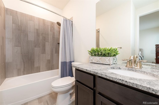 8761 S Wenatchee Ct, Aurora, CO 80016 - full bath with vanity and shower / bath combo with shower curtain