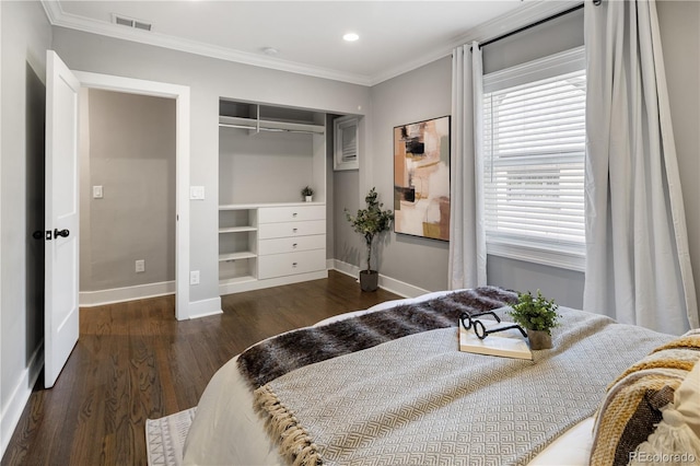 420 N Colorado Blvd, Denver, CO 80206 - bedroom with baseboards, crown molding, wood finished floors, a closet, and recessed lighting
