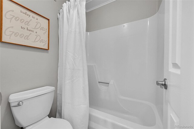 2971 S Sheridan Blvd, Denver, CO 80227 - bathroom with toilet, shower / tub combo, and ornamental molding
