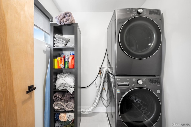 2669 N Cherry St, Denver, CO 80207 - laundry area featuring stacked washer / drying machine