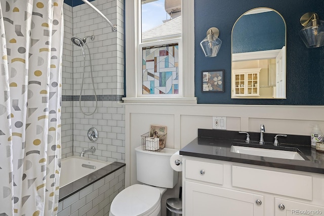 2445 N Franklin St, Denver, CO 80205 - bathroom featuring tiled shower / bath combo and vanity