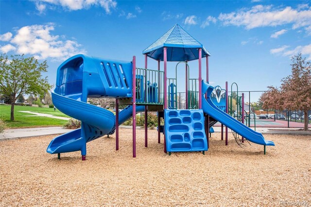 9980 Newton Ct, Westminster, CO 80031 - community play area with fence