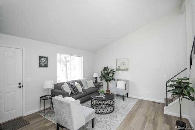 19385 E Batavia Pl, Aurora, CO 80011 - photo 3
