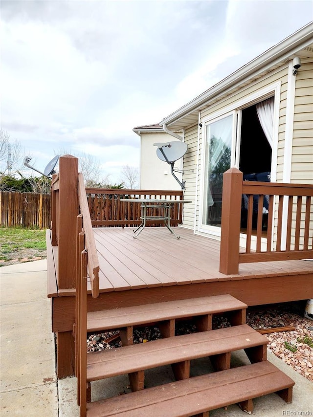 deck with fence