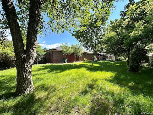10425 Franklin Way, Northglenn, CO 80233 - view of green lawn