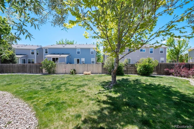16256 E Otero Pl, Englewood, CO 80112 - view of yard