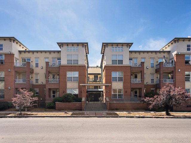1747 N Pearl St Unit 306, Denver, CO 80203 - view of apartment building / complex