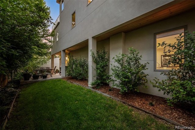 2523 N Humboldt St, Denver, CO 80205 - view of grassy yard