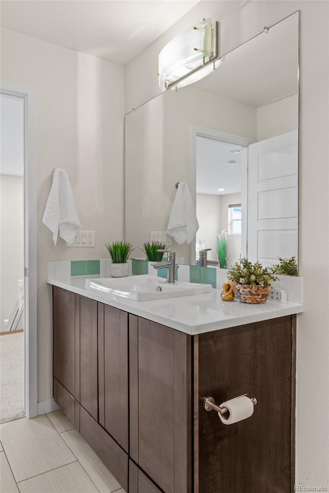3384 Cranston Cir, Highlands Ranch, CO 80126 - bathroom featuring vanity