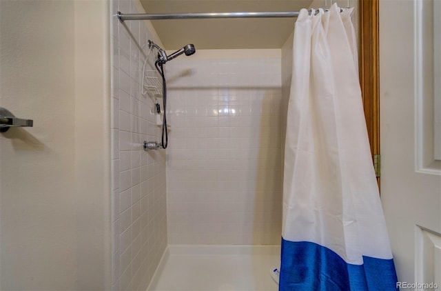4987 Fabray Ln, Colorado Springs, CO 80922 - full bath with a tile shower