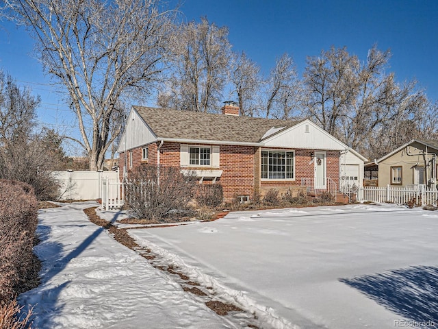 view of front of property