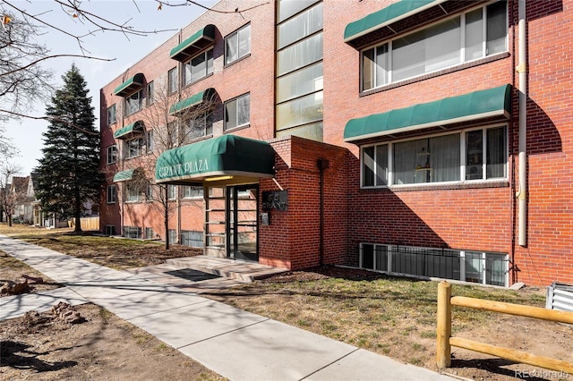 view of building exterior