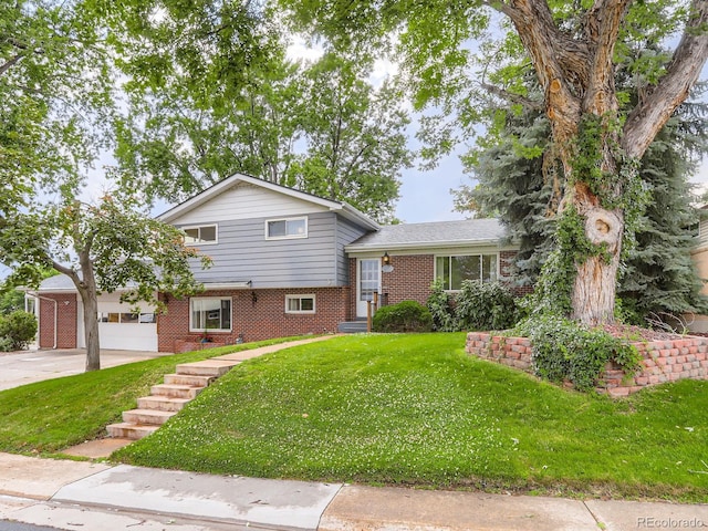 10769 Roseanna Dr, Northglenn, CO 80234 - photo 1