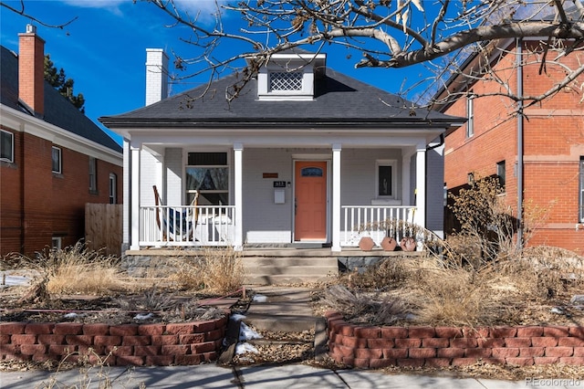 bungalow-style house featuring covered porch