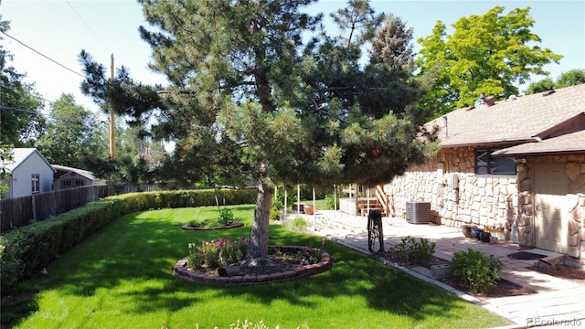 8644 S Brentwood St, Littleton, CO 80128 - view of yard with a patio