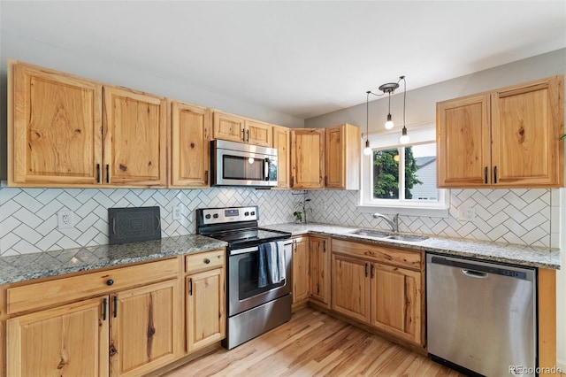 2275 Calistoga Dr, Colorado Springs, CO 80915 - photo 11