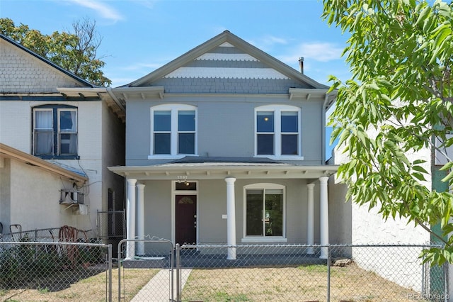 view of front of house