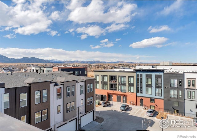 city view featuring a mountain view