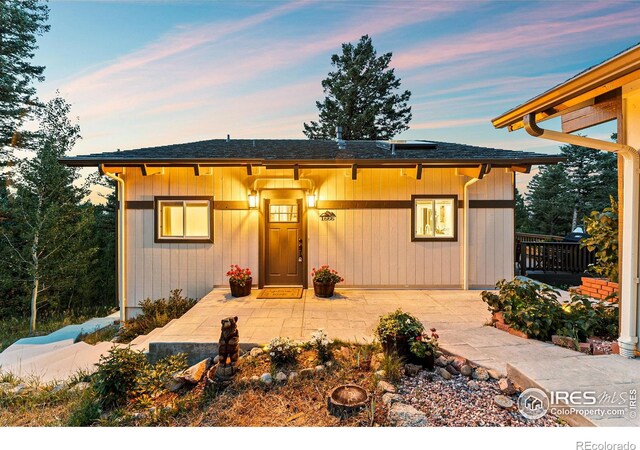 view of front of house with a patio