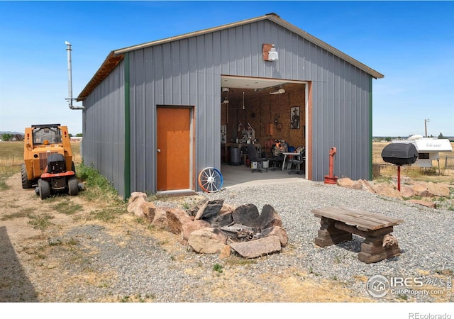 view of outbuilding