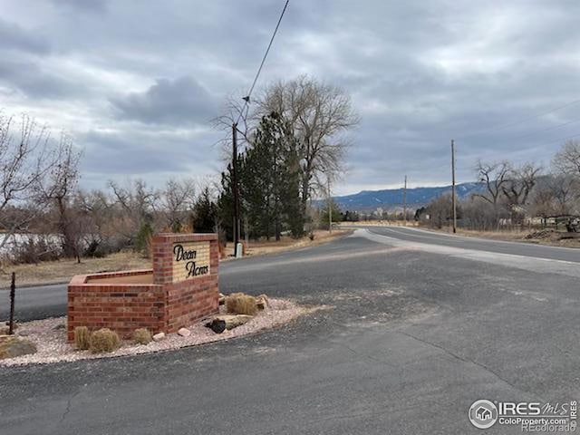 view of street featuring a mountain view