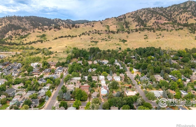 bird's eye view featuring a mountain view