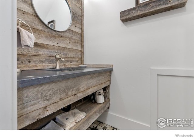 bathroom with vanity