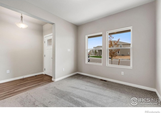 view of carpeted spare room