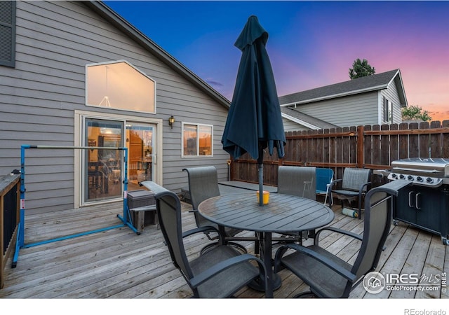 view of deck at dusk