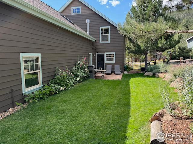 exterior space featuring a patio area