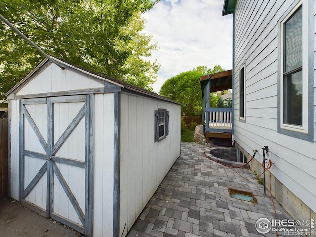 view of outbuilding