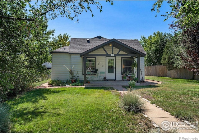 view of front of house with a front yard