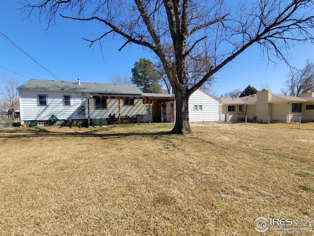 view of front of house with a front yard