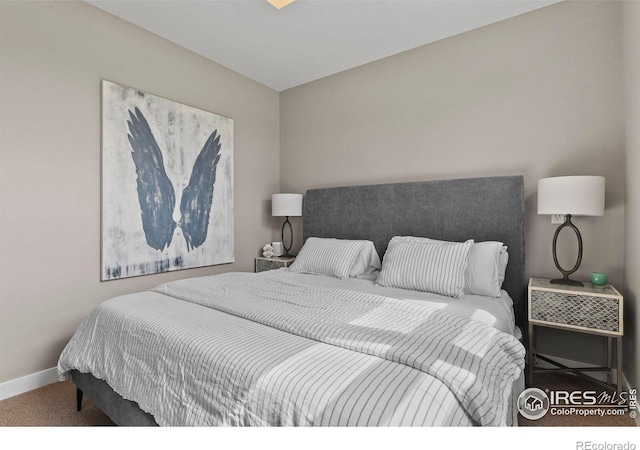 view of carpeted bedroom