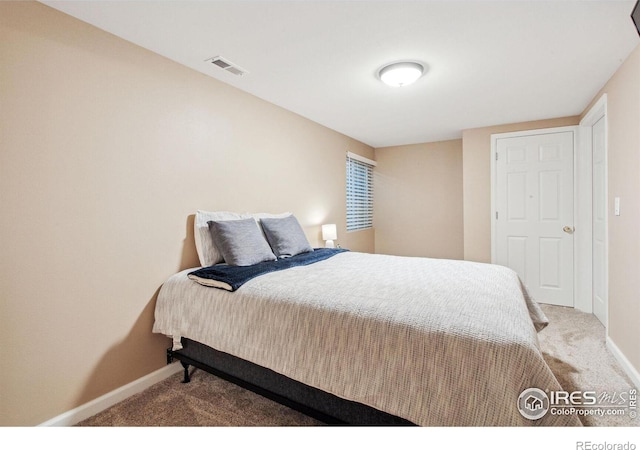 view of carpeted bedroom