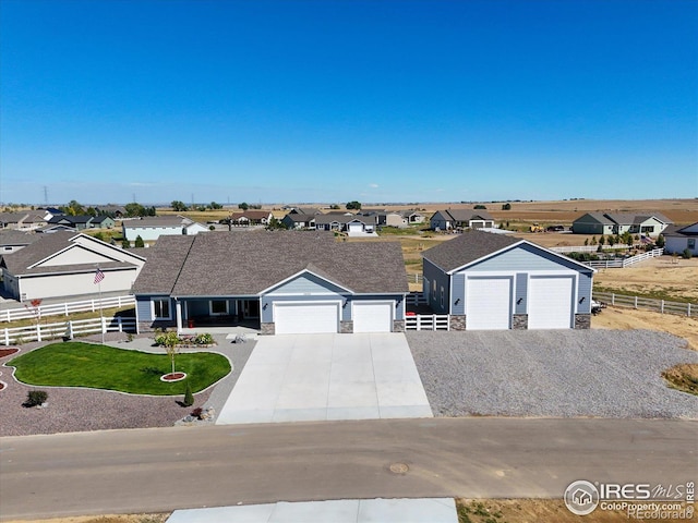 single story home with a front yard