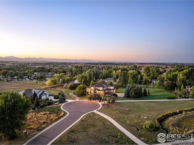 view of aerial view at dusk