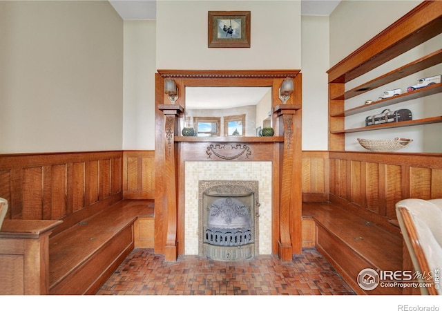 living room featuring a fireplace