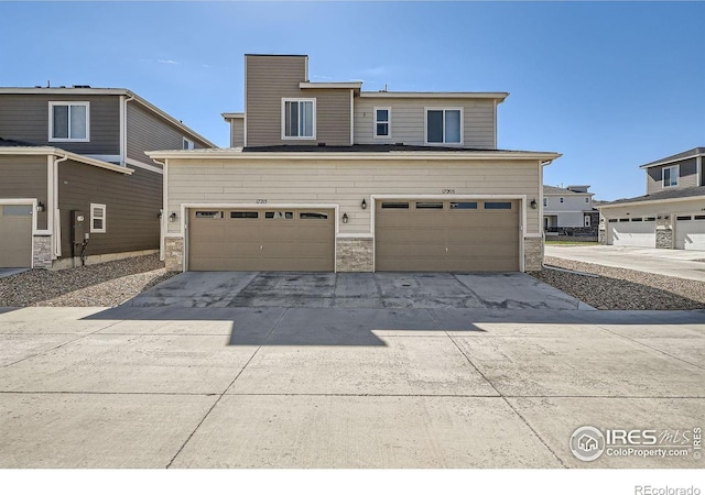 view of front facade with a garage