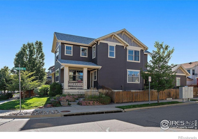 craftsman inspired home featuring a porch