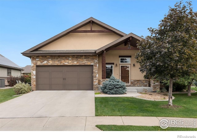 view of front of house featuring a front lawn, central air condition unit, and a garage