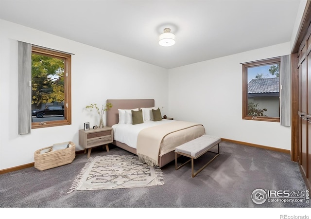 bedroom featuring carpet floors