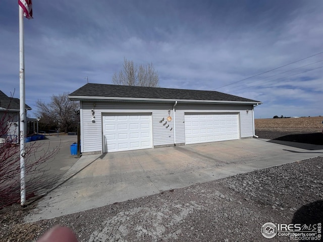 view of detached garage