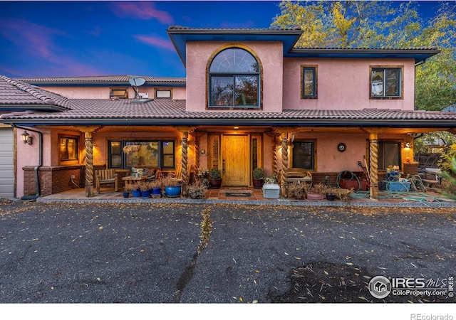 view of front of house featuring a porch