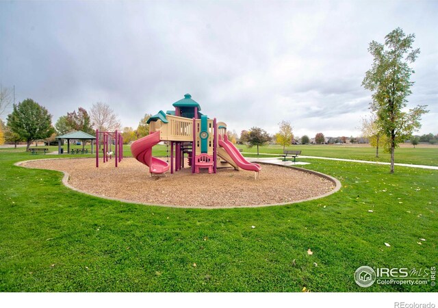 view of play area featuring a yard