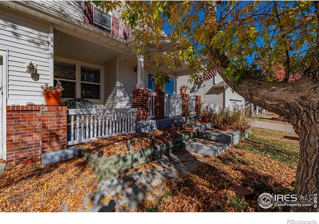 exterior space with a porch