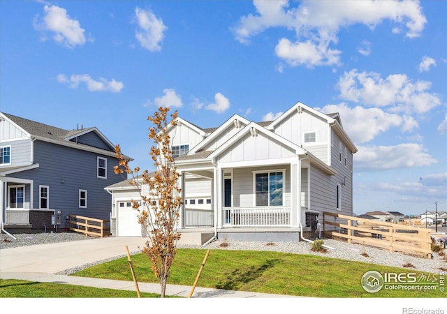 view of front of house featuring a front yard and a porch